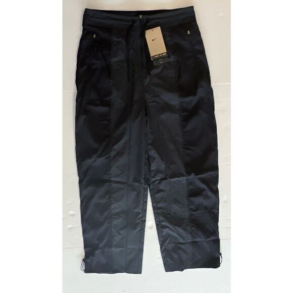 Nike FB7825-010 Women's Sz Small Black Run Division Storm-Fit Run Jogger Pants - Picture 1 of 16